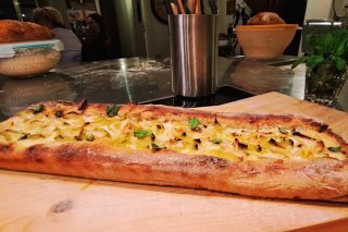 Une tarte à la rhubarbe plutôt originale